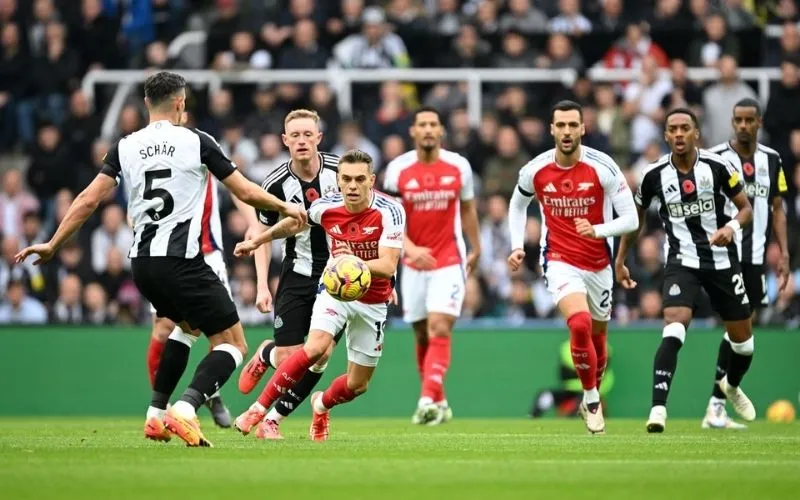 Trận đấu giữa Newcastle United vs Arsenal hứa hẹn sẽ rất căng thẳng khi cả hai đều có mục tiêu riêng